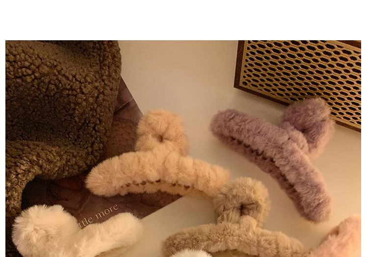 Plain Chenille Clamp Hair