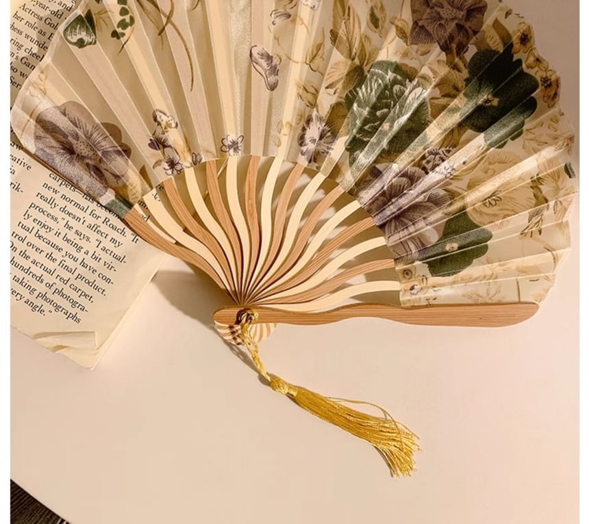 (Various Fan Print Hand Designs) Foldable Bamboo