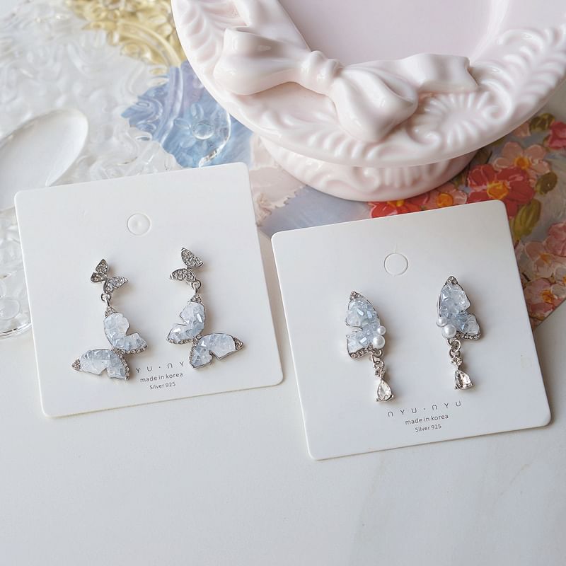 Butterfly Earring On / Clip Drop