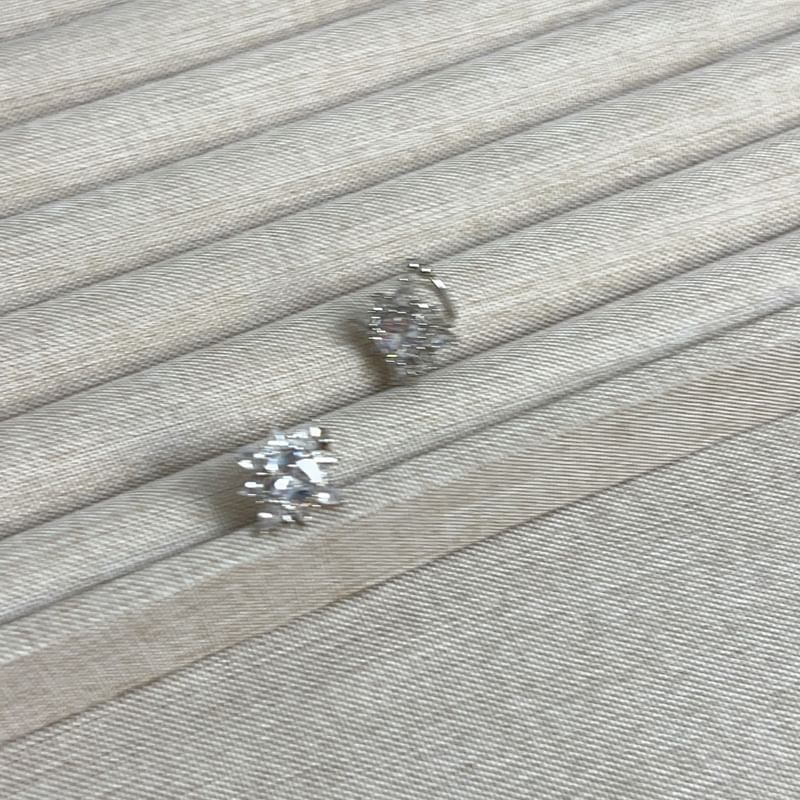 (Various Rhinestone Alloy Designs) Cuff Ear