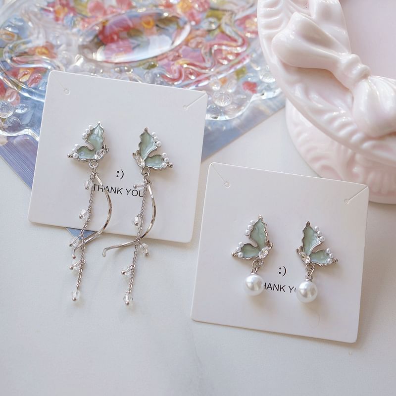 Rhinestone Pearl Butterfly Drop Faux Earring