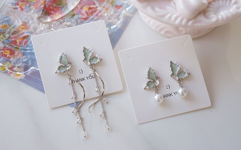 Rhinestone Pearl Butterfly Drop Faux Earring