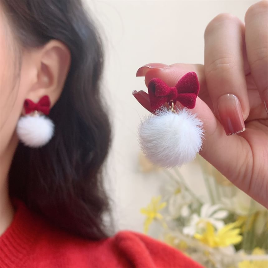 Earring Drop Pom Bow