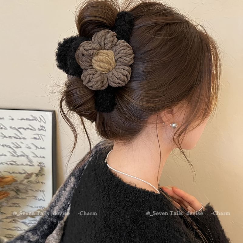 Claw Yarn Hair Chenille Clip Floral