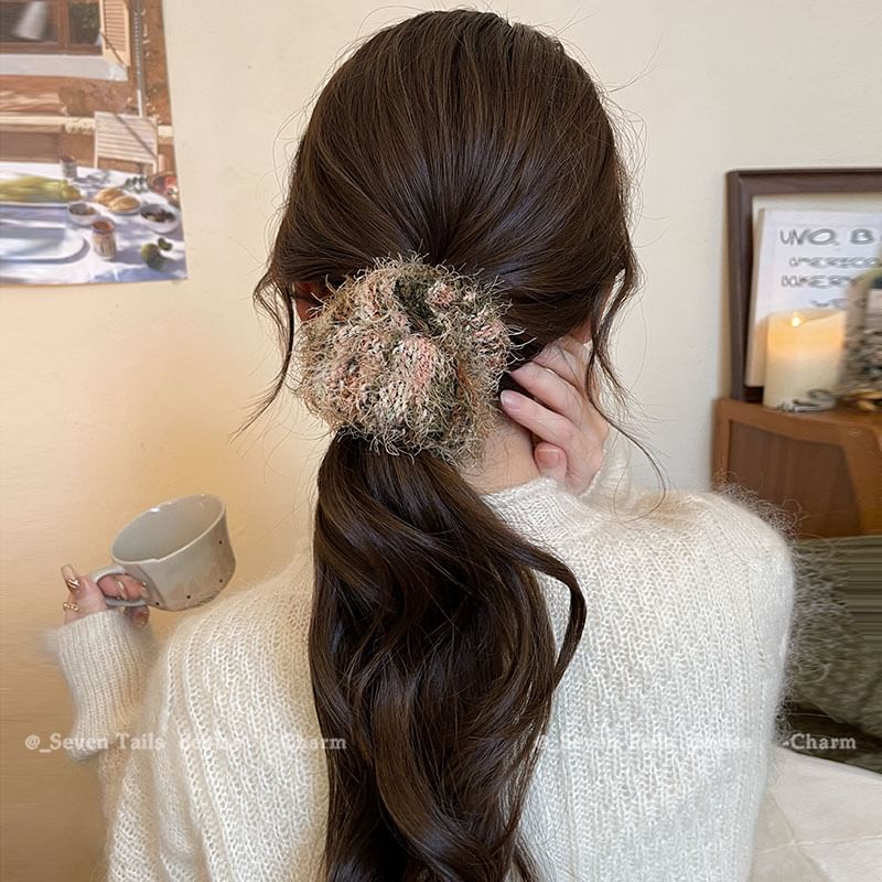 Tie Knit Hair Fuzzy