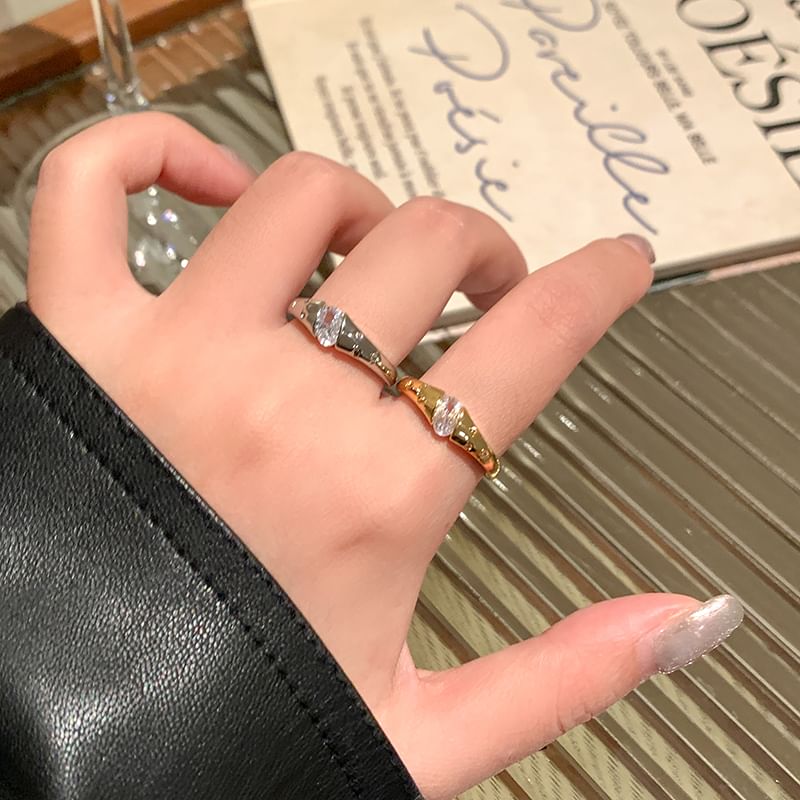 Thick Ring CZ