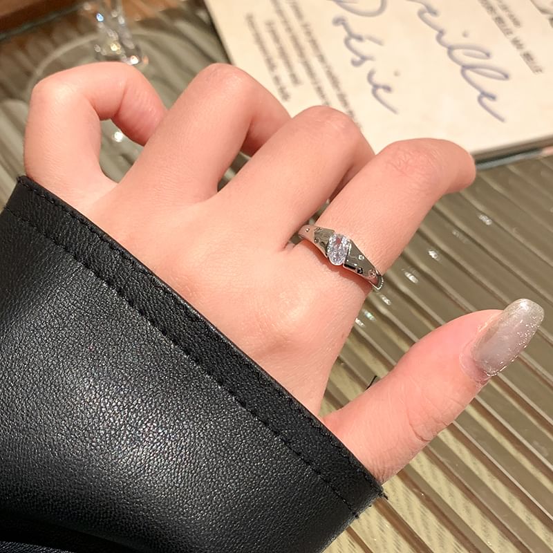 Thick Ring CZ