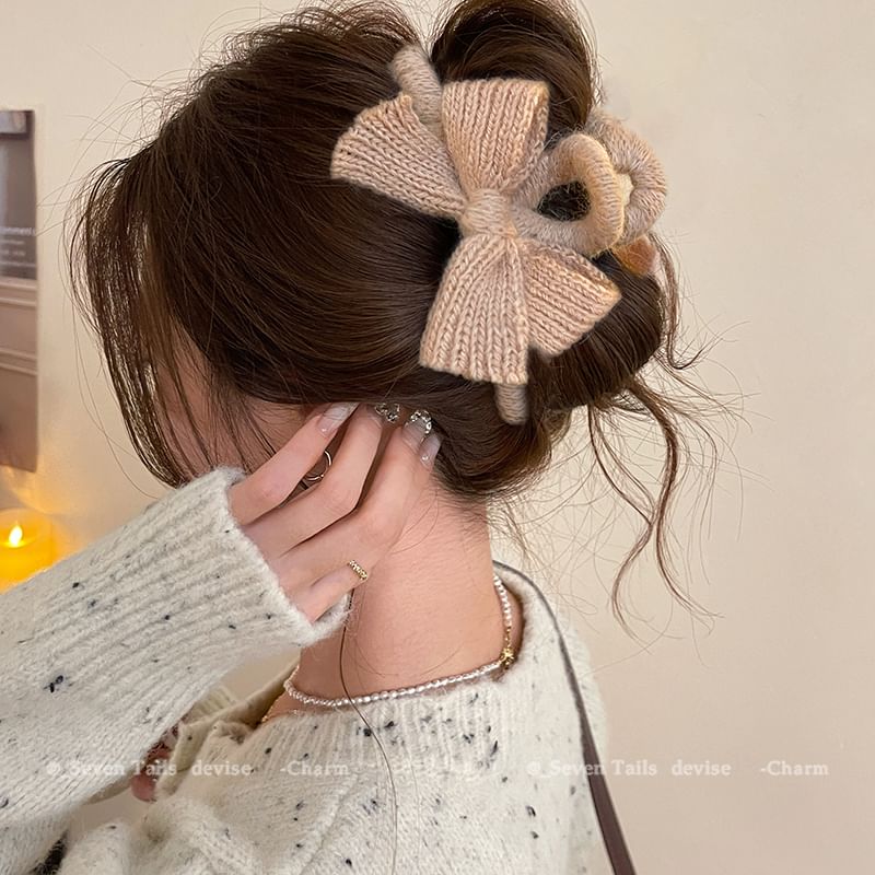 Claw Clip Bow Hair Acrylic Knit