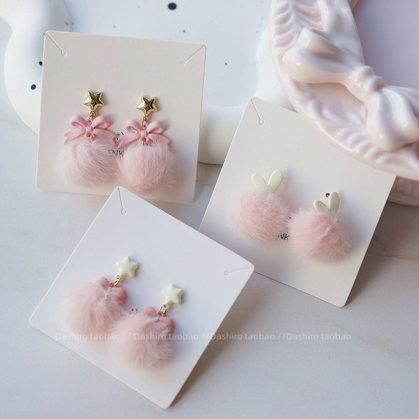 Pom Clip-On / Drop Earring
