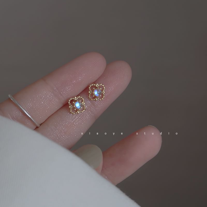 Clover S925 Stud Sterling Earring Silver Rhinestone