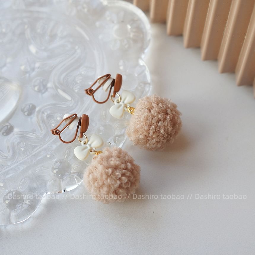 Clip / On Drop Pom Earring Heart