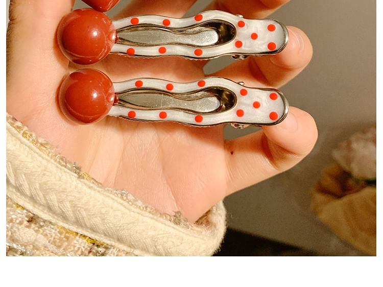 2: Set of Clip Hair Dotted