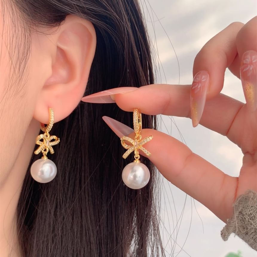 Rhinestone Pearl Faux Drop Huggie Earring Bow