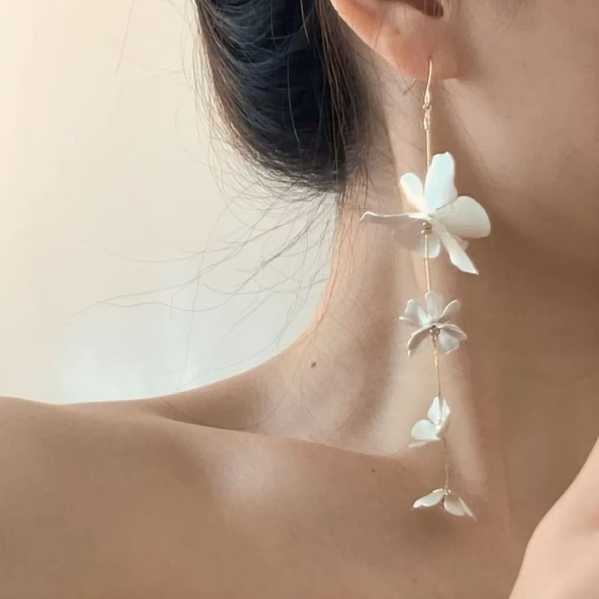 Dangle Floral Earring