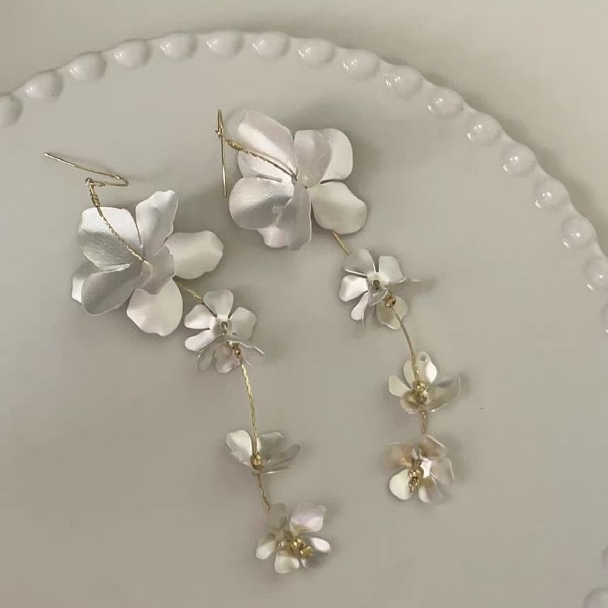 Dangle Floral Earring