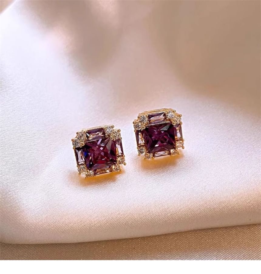 Earring Stud Gemstone Square