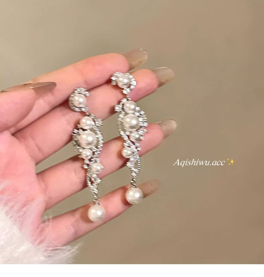 Pearl Dangle Earring Faux Alloy