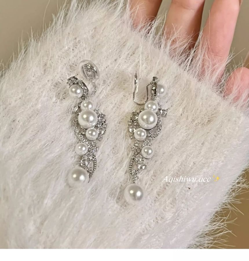 Pearl Dangle Earring Faux Alloy