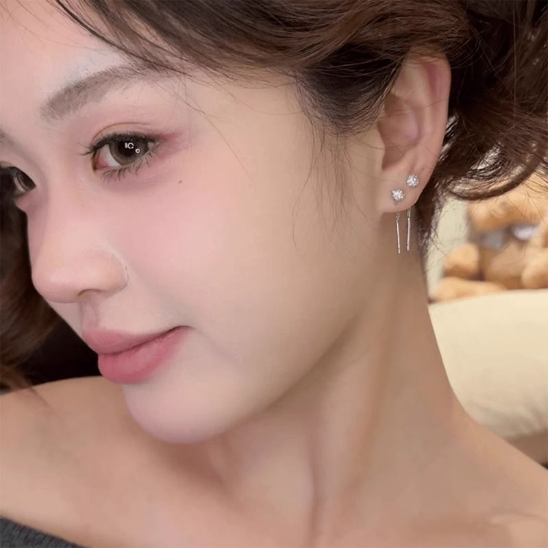 Alloy Dangle Rhinestone Earring