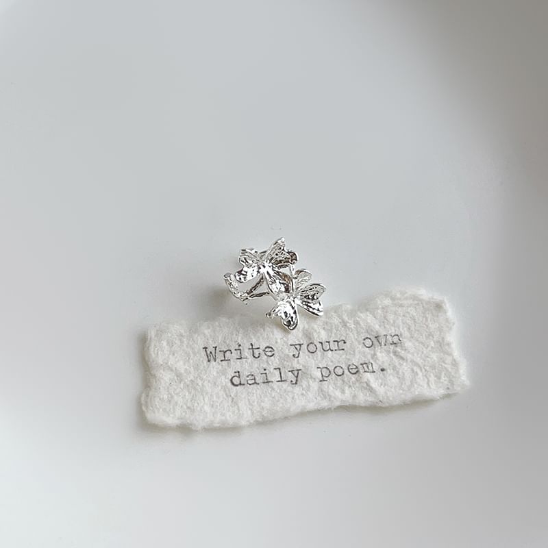Ear Rhinestone Leaf Cuff
