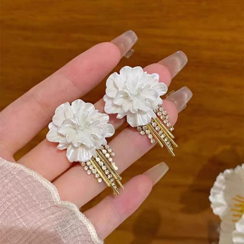Alloy Fringed Earring Rhinestone Floral