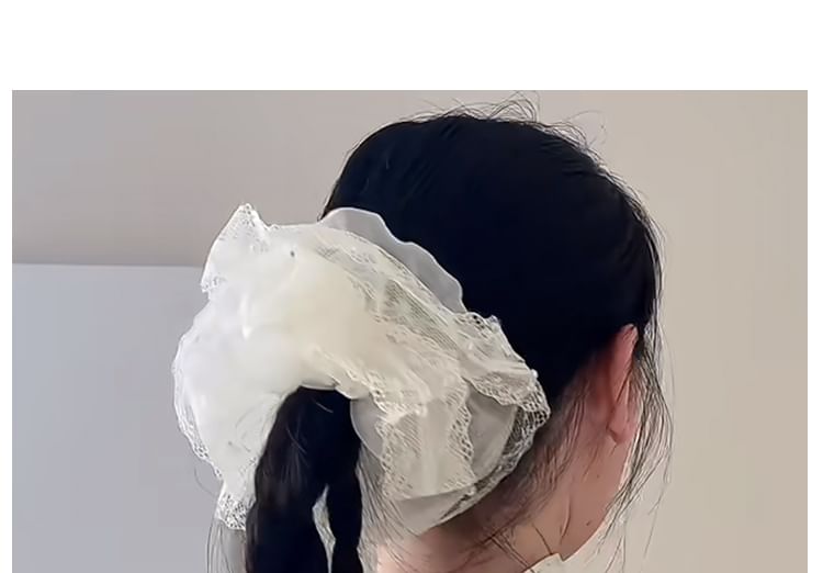 Trim Scrunchie Lace