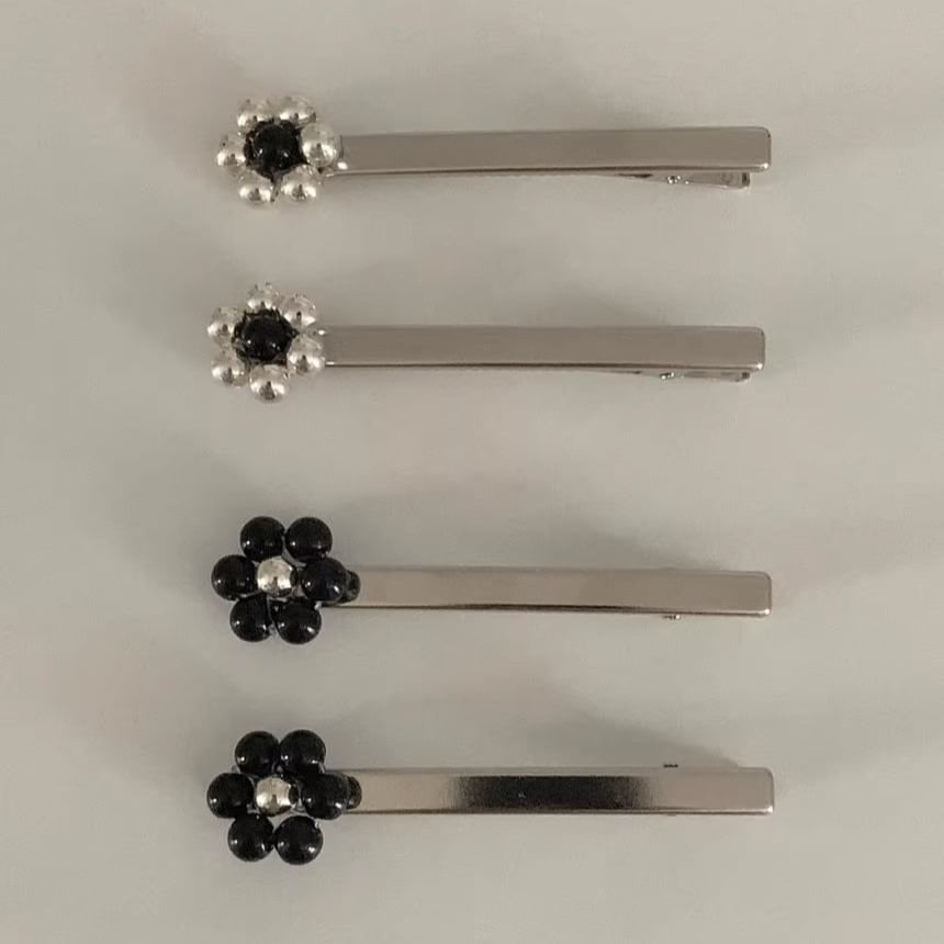 2: Flower Clip of Beaded Hair Set