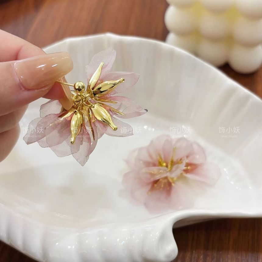 Alloy Drop Petal Organza Earring