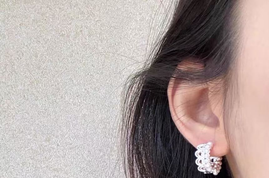 Faux Pearl Earring Lace Huggie Alloy
