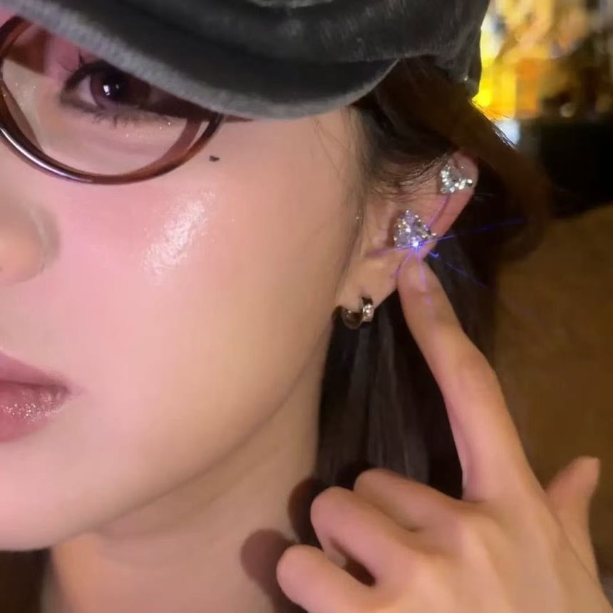Heart Set Ear of Alloy Rhinestone 4: Cuff