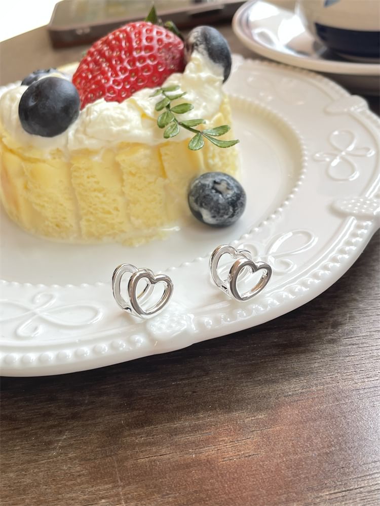 Sterling Heart Ear Stud Leverback Silver