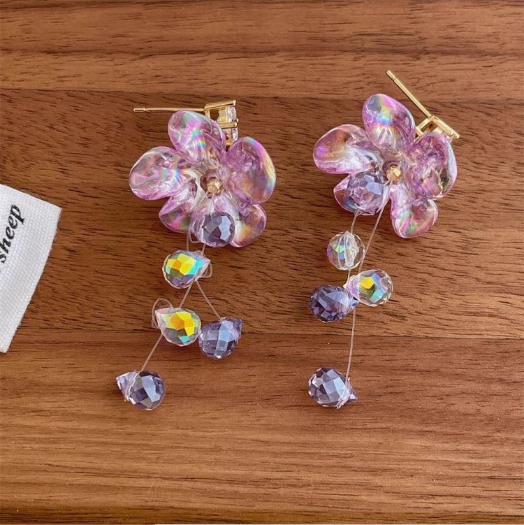 Dangle Earring Floral