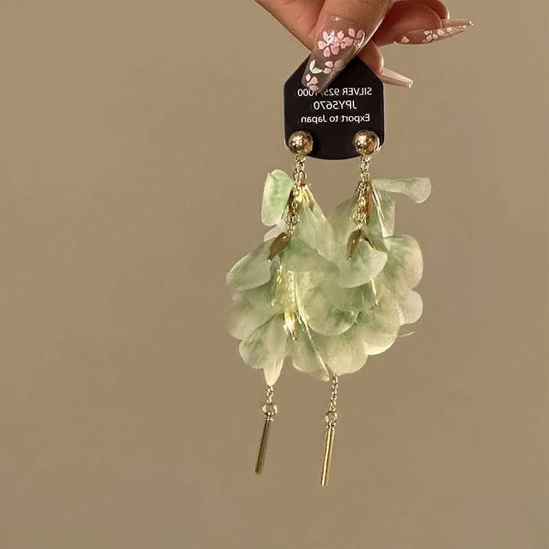 Threader Earring Petal