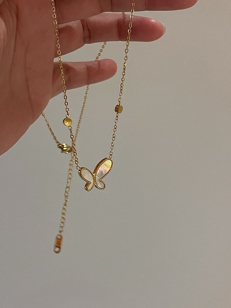 Pendant Butterfly Necklace