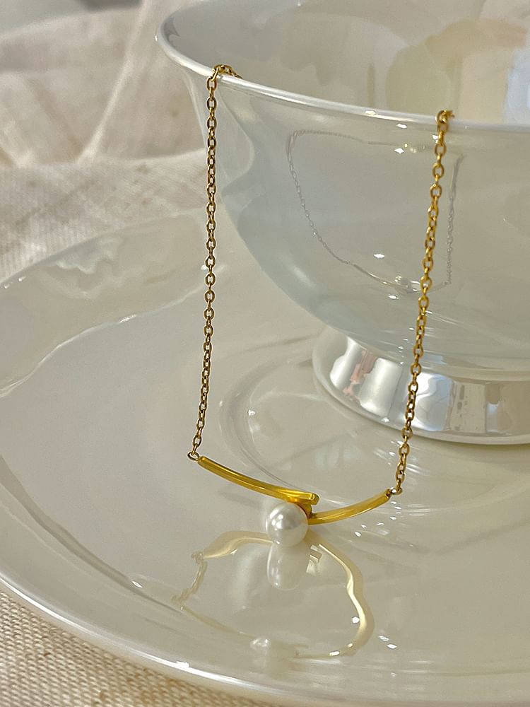 Faux Necklace Pearl Pendant