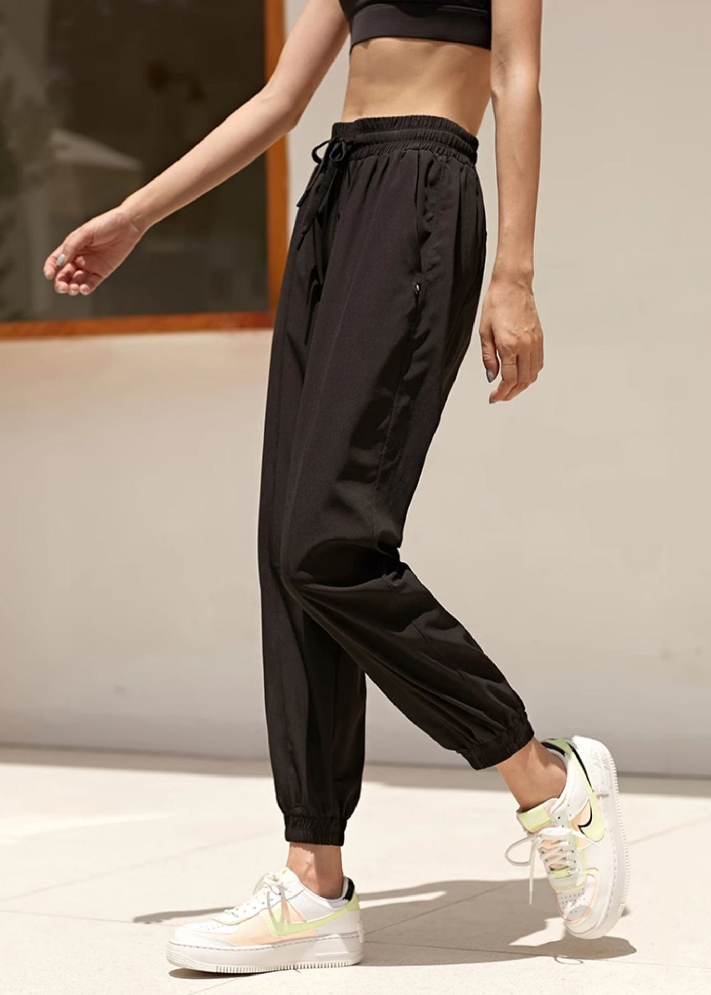 Pantalon ample à nouer à la taille élastique, lanterne de yoga noire