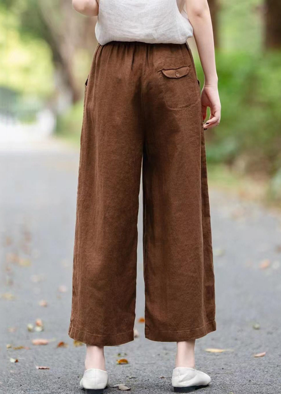 Pantalon d'été ample et large en lin avec poches sur les jambes