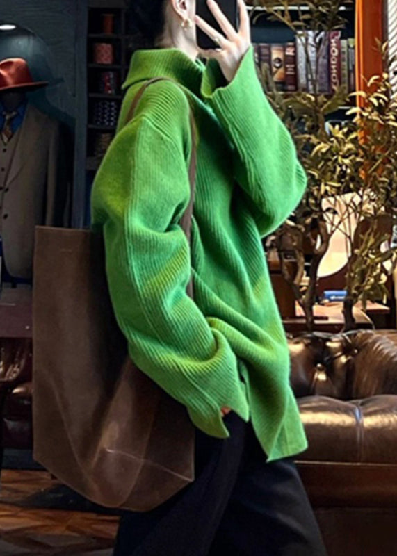 Pull en tricot de coton vert ample à col roulé et ouverture latérale, printemps TO036