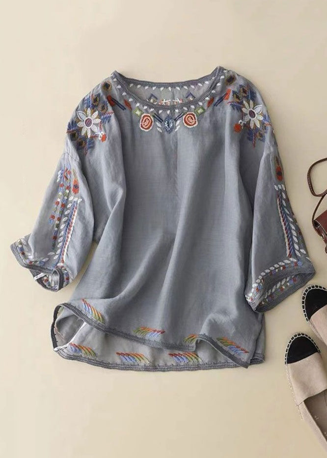 Loose White O-Neck Embroidered Linen T Shirt Half Sleeve GG028