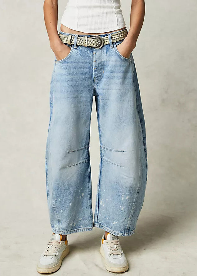 Pantalon en jean bleu moderne taille haute avec poches pour l'été