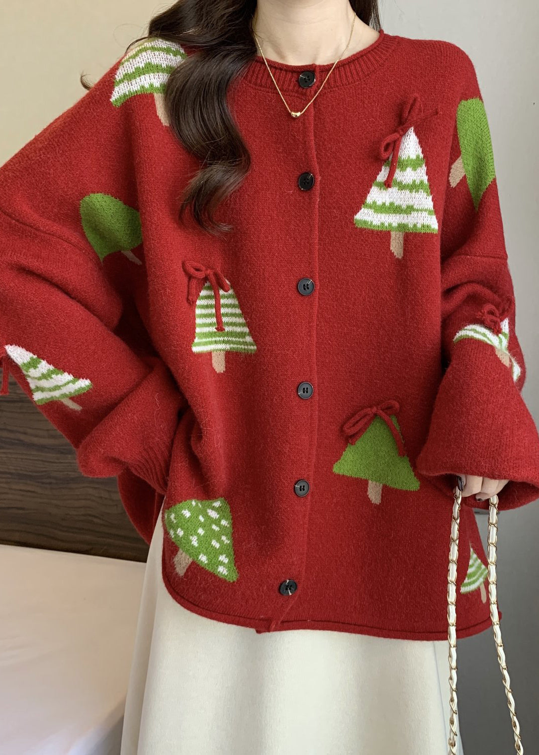 Nouveau cardigan en tricot à boutons avec nœud et sapin de Noël rouge pour l'hiver RG019