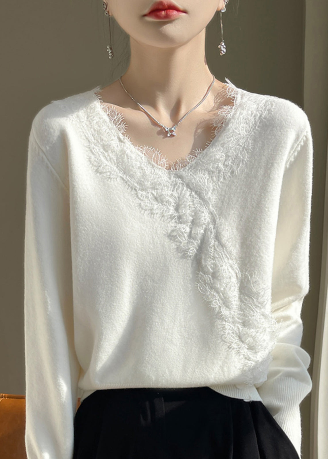 Nouveau pull blanc en maille patchwork à col en V et dentelle, printemps TO042