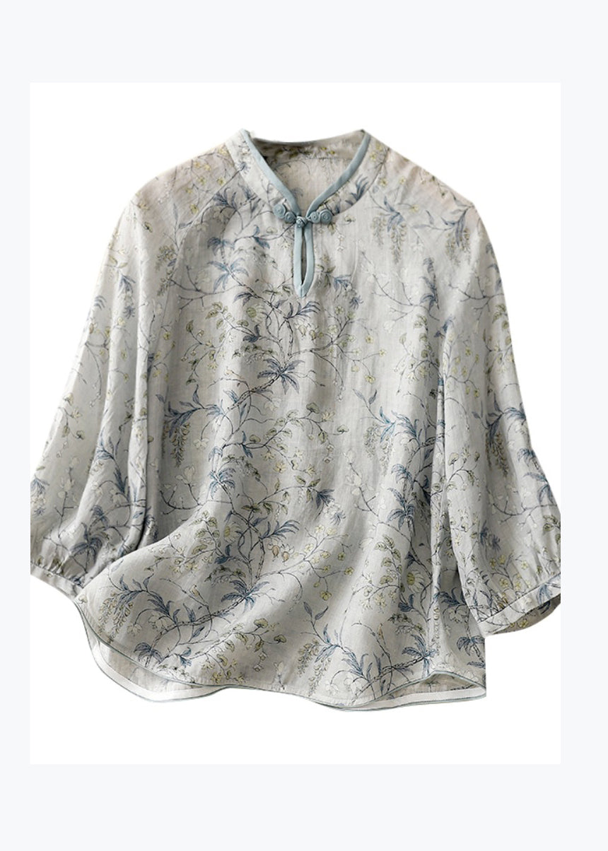 Bio-Baumwoll-Top mit Stehkragen und Aufdruck, Blau, Armband und Ärmeln, AM1046