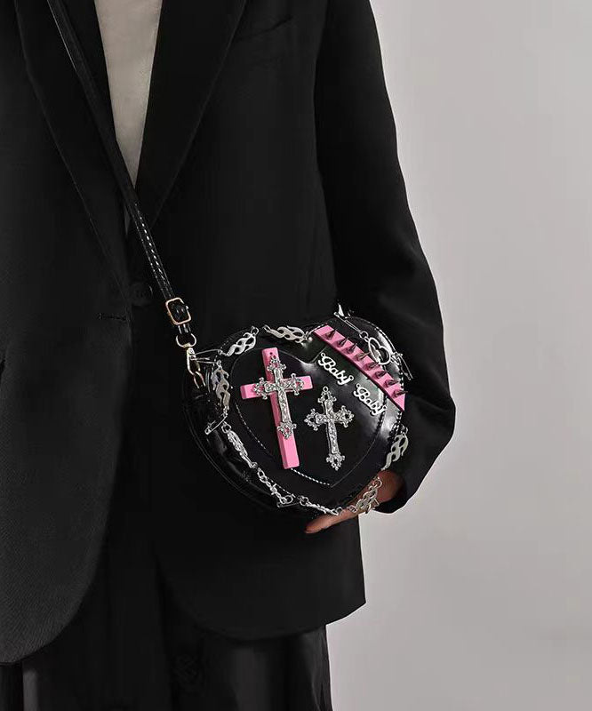 Sac messager original à rivets et motif croix GG075
