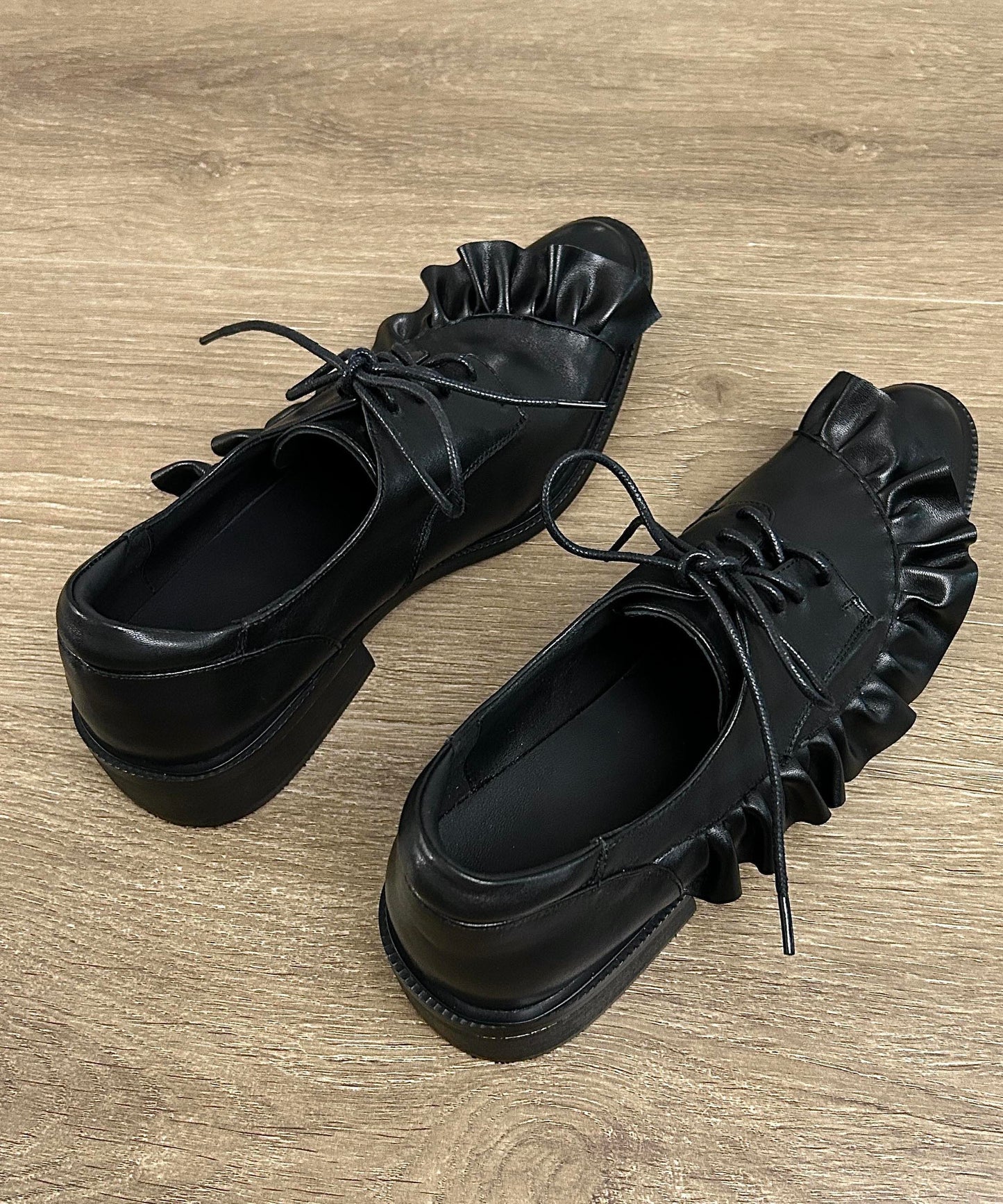 Original Design Black Ruffled Lace Up Splicing Flat Feet Shoes YC022