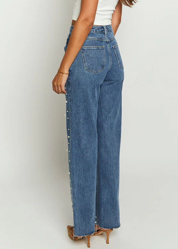 Pantalon à poches en denim bleu avec perles et clous, design original de printemps