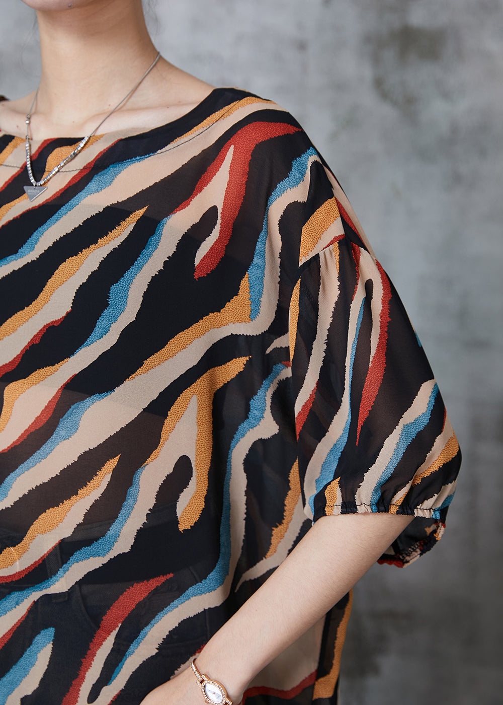 Übergröße Khaki Übergroßes gestreiftes Chiffontop für den Sommer AL1005