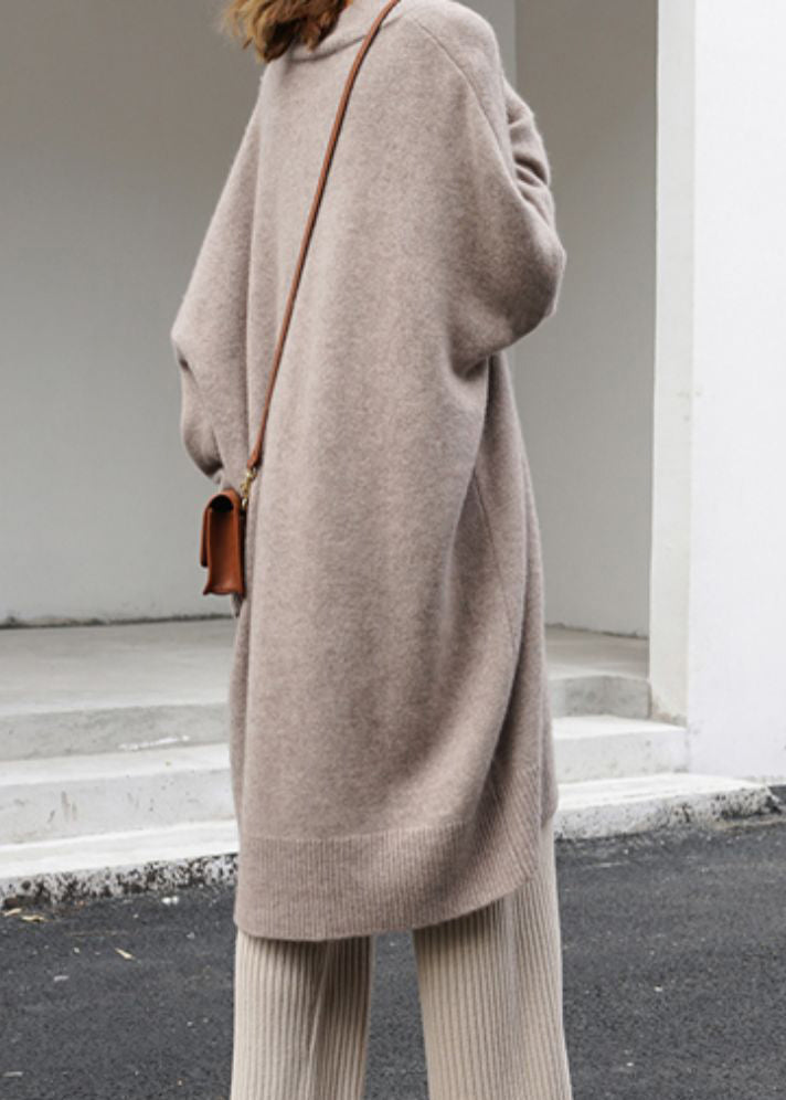 Übergröße Khaki V-Ausschnitt Oversize Strickpullover Kleid Frühling TF003