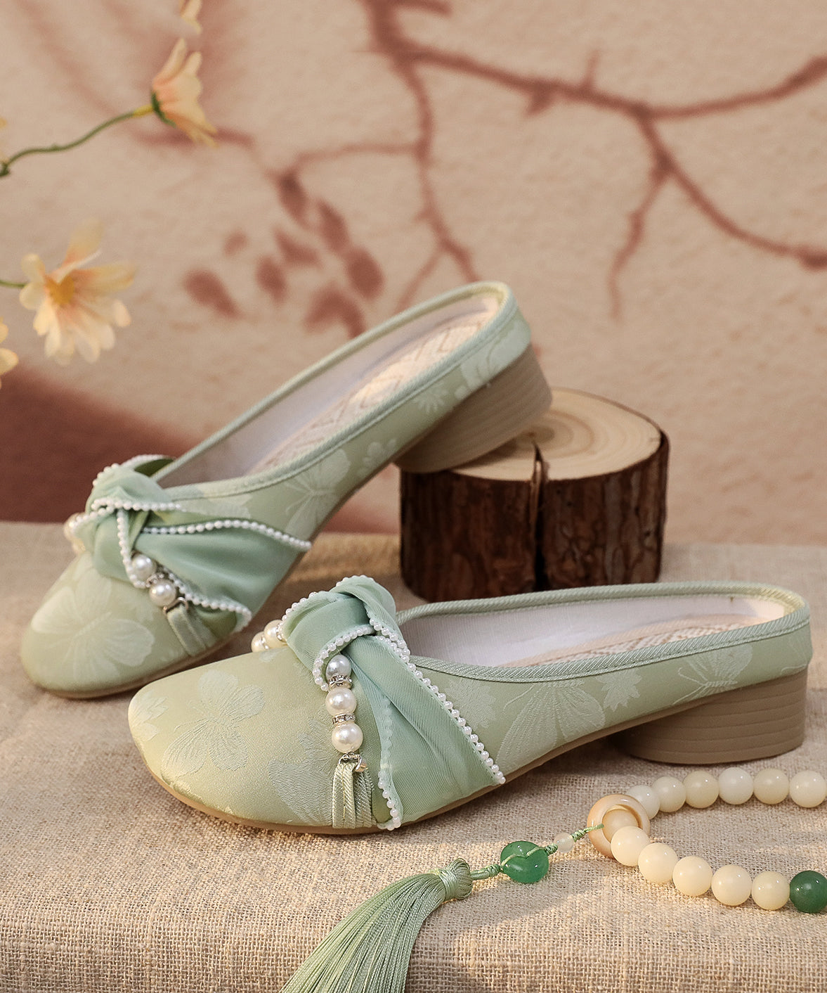 Chunky Embroidered Satin Sandals Splicing White Slide Retro