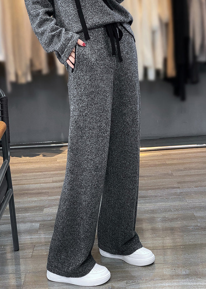 Einfaches graues Woll-Zweiteiler-Set mit Kapuze und Taschen für den Winter WM008